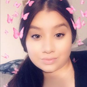 Meet your Posher, Denise